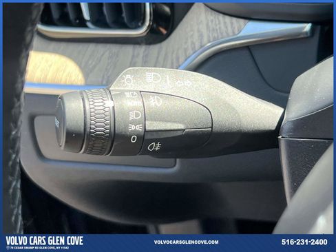 Used 2026 Volvo XC60 B5 Plus w/ Protection Package Premier AWD/4WD image 23