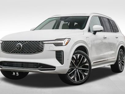 New 2026 Volvo XC90 T8 Ultra w/ Protection Package Premier
