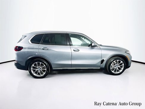 Used 2024 BMW X5 xDrive50e image 8