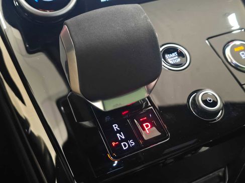 Used 2023 Land Rover Range Rover Sport SE Dynamic image 38