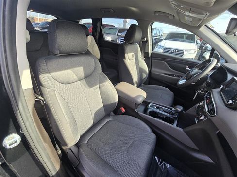 Used 2019 Hyundai Santa Fe SE image 21