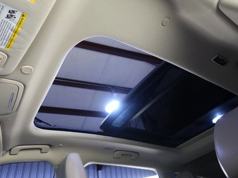 Used 2021 Lincoln Aviator Reserve w/ Equipment Group 201A image 26