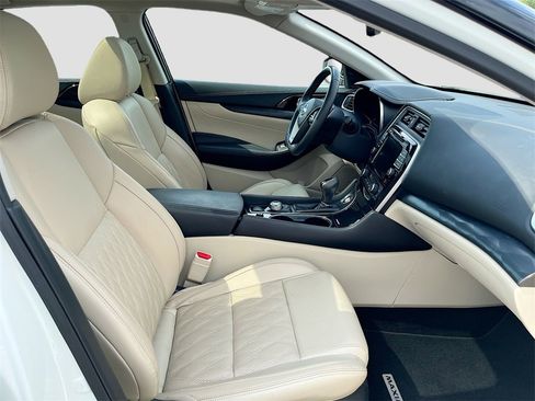 Used 2023 Nissan Maxima Platinum w/ Sport Mat Group image 30