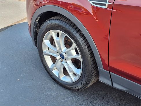 Used 2016 Ford Escape Titanium w/ Equipment Group 301A AWD/4WD image 29