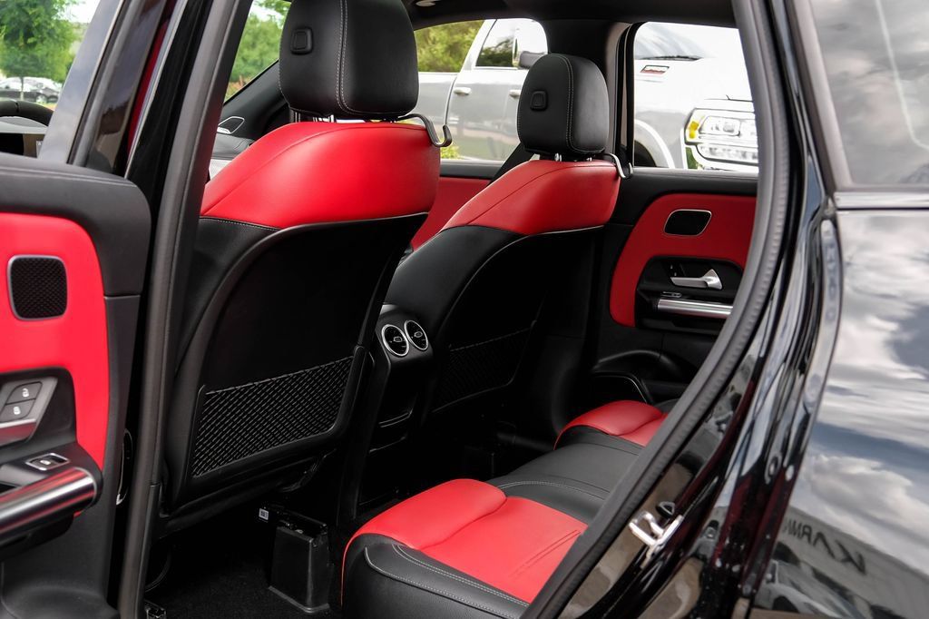 Used 2022 Mercedes-Benz GLA 45 AMG 4MATIC w/ Parking Assistance Package image 45