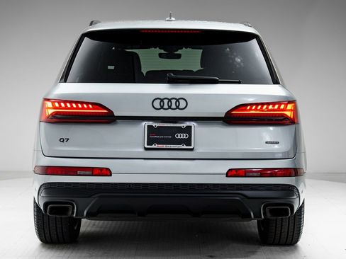 Certified 2025 Audi Q7 2.0T Premium w/ Convenience Plus Package image 33