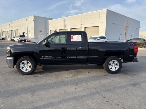 Used 2018 Chevrolet Silverado 1500 LT w/ All Star Edition image 6