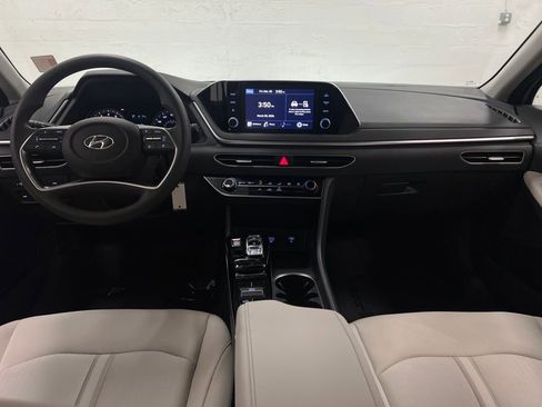 Used 2023 Hyundai Sonata SE image 14