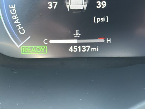 Used 2024 Toyota RAV4 XSE w/ Advanced Technology Package AWD/4WD image 22