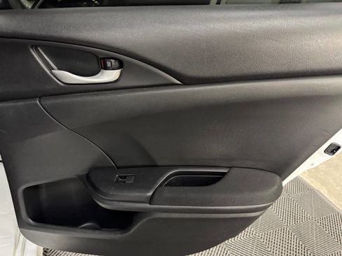 Used 2019 Honda Civic EX image 53