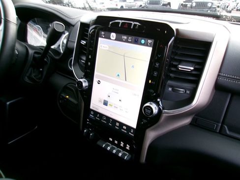 Certified 2024 RAM 2500 Laramie image 15