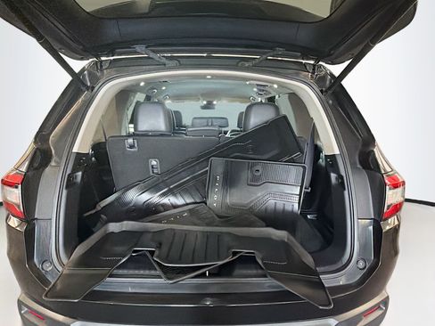 Used 2025 Honda Pilot EX-L image 31
