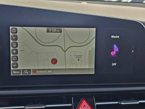 Certified 2023 Kia Niro Wave w/ Wave Preserve Package FWD image 15