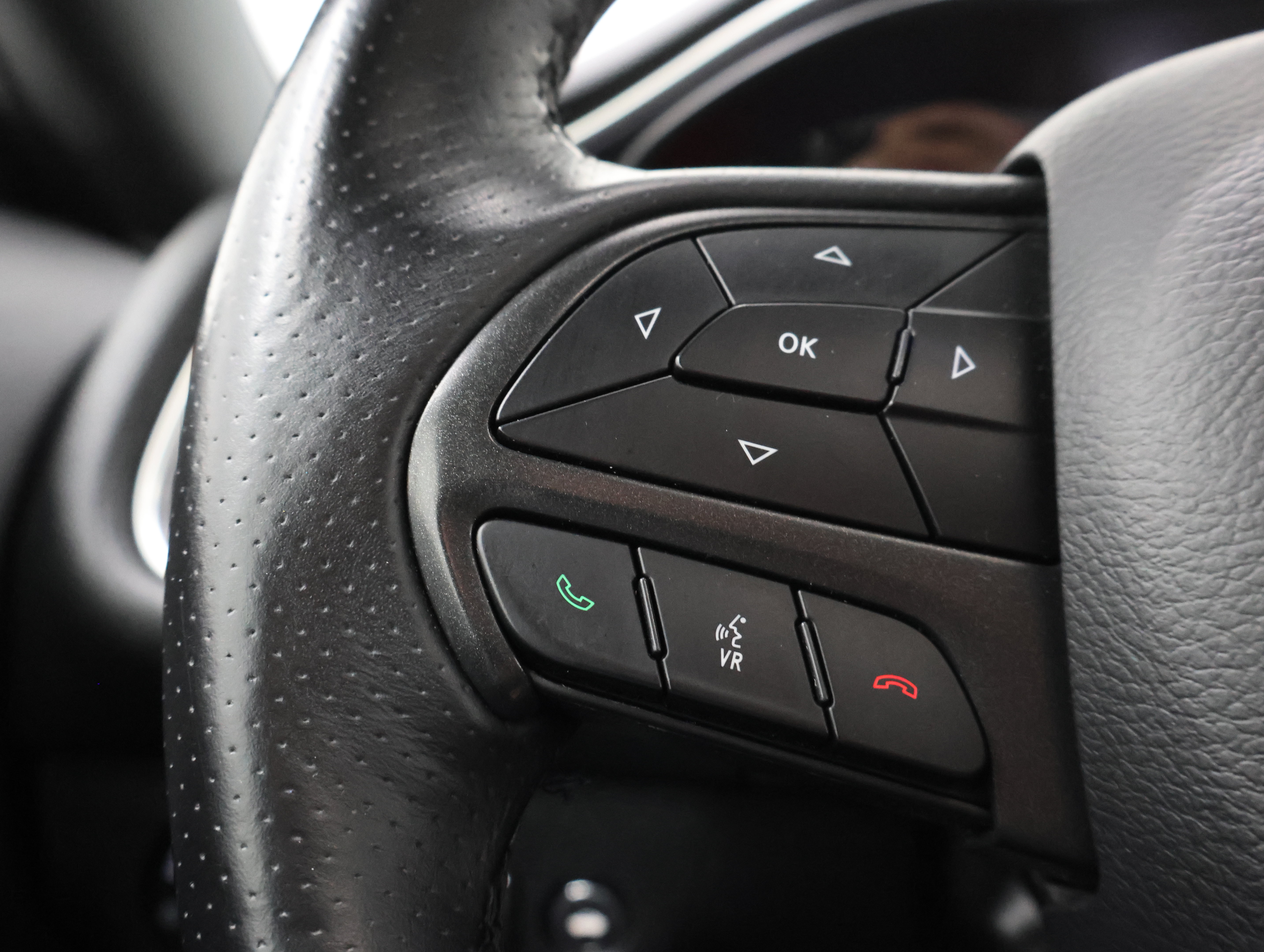 Used 2018 Dodge Challenger GT AWD/4WD image 17