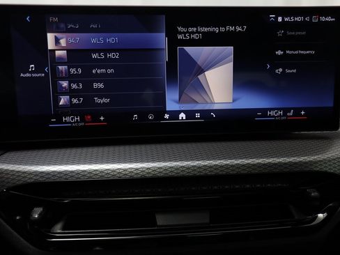 Certified 2025 BMW 330i xDrive Sedan w/ M Sport Package image 8