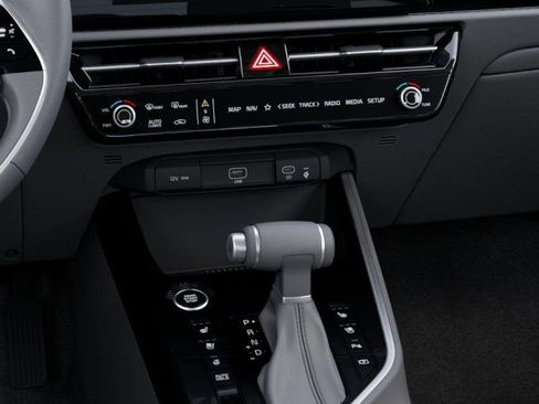 New 2026 Kia Niro SX image 30
