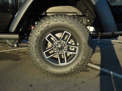New 2026 Jeep Gladiator Mojave AWD/4WD image 41