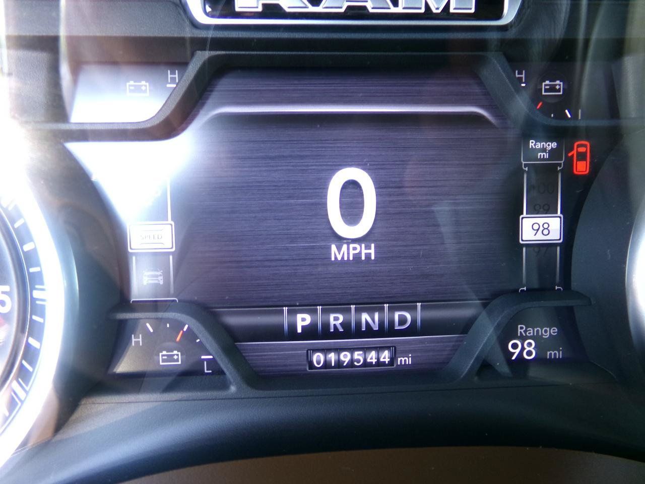 Used 2019 RAM 1500 Laramie AWD/4WD image 21