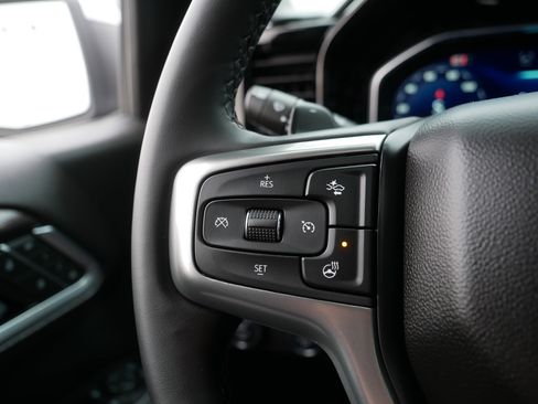 Certified 2025 Chevrolet Silverado 1500 LTZ image 28