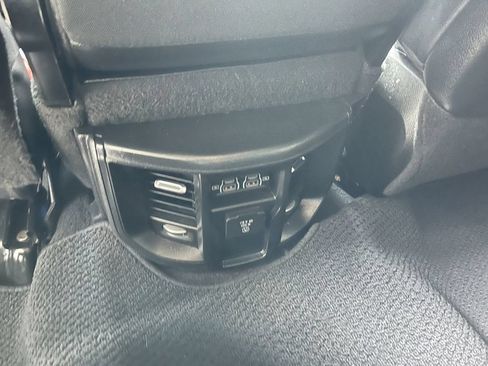 Used 2024 RAM 2500 Laramie AWD/4WD image 21