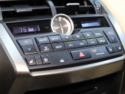 Used 2015 Lexus NX 200t FWD w/ Luxury Package image 19