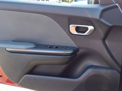 Used 2025 Kia K4 LXS image 13