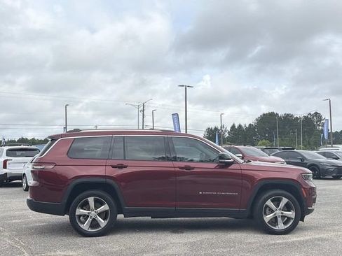 Used 2022 Jeep Grand Cherokee L Limited AWD/4WD image 5