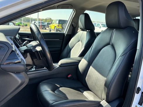 Used 2024 Toyota Camry XSE image 11