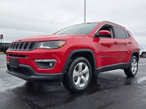 Used 2018 Jeep Compass Latitude w/ Popular Equipment Group AWD/4WD image 7