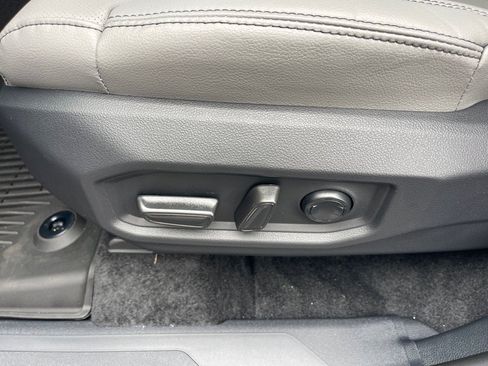 New 2026 Toyota Tundra Limited image 8