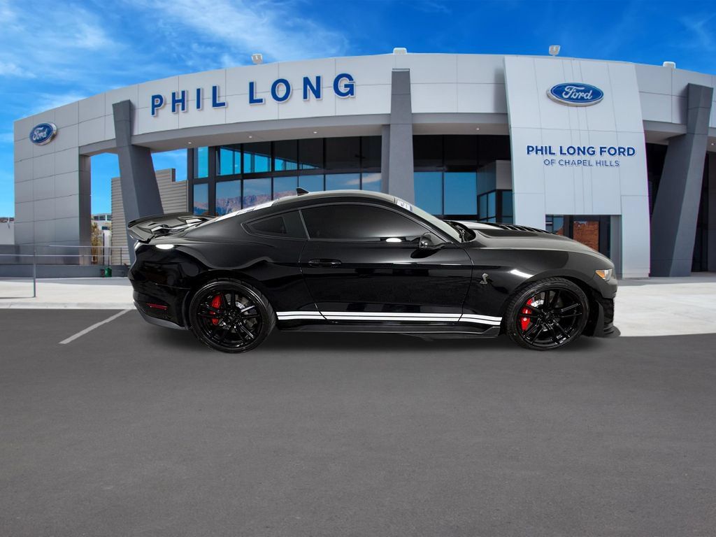 Certified 2020 Ford Mustang Shelby GT500 w/ Technology Package RWD image 6