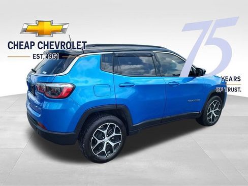 Used 2024 Jeep Compass Limited AWD/4WD image 5