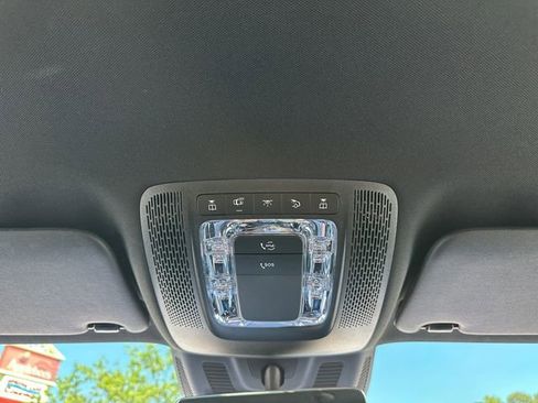 Used 2023 Mercedes-Benz GLA 250 4MATIC image 26