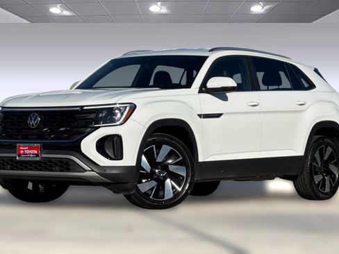 Used 2025 Volkswagen Atlas Cross Sport SE image 22