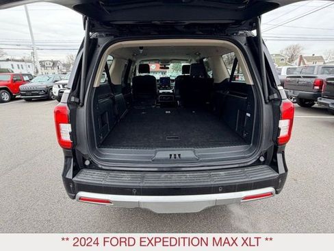 Used 2024 Ford Expedition Max XLT image 15