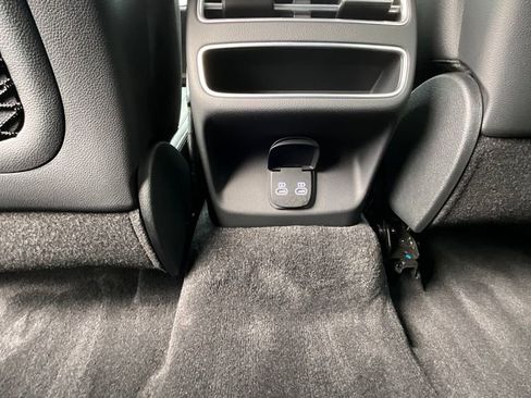 Used 2026 Genesis Electrified GV70 image 19