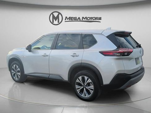 Used 2023 Nissan Rogue SV AWD/4WD image 4