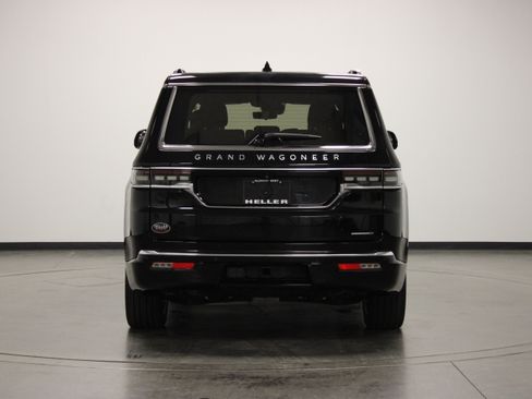 Used 2023 Jeep Grand Wagoneer Series II RWD image 7