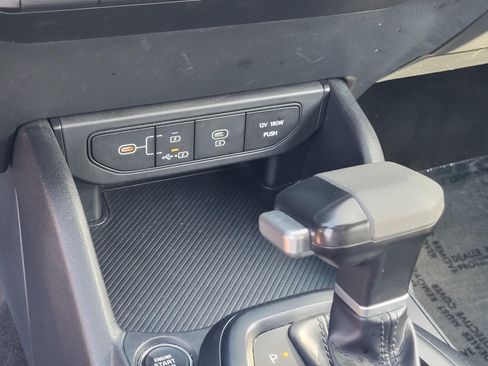 Used 2025 Kia K4 FWD image 15
