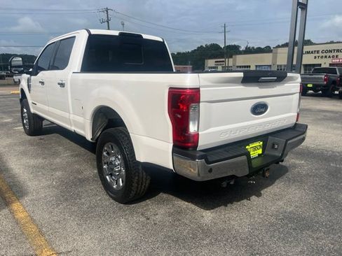 Used 2017 Ford F250 Lariat w/ Chrome Package AWD/4WD image 7
