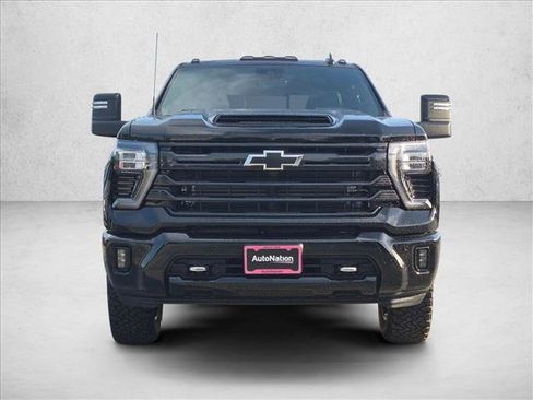 New 2026 Chevrolet Silverado 2500 High Country w/ High Country Premium Package AWD/4WD image 2