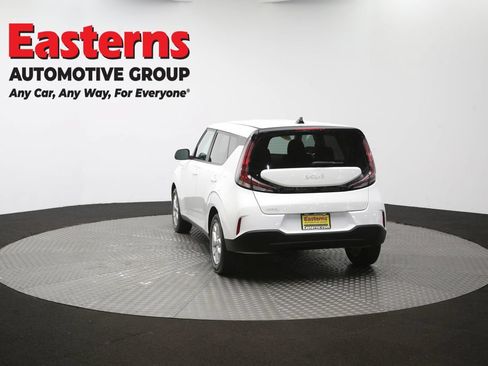 Used 2023 Kia Soul LX w/ Option Group 015 FWD image 37