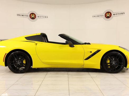 Used 2015 Chevrolet Corvette Stingray Coupe w/ 2LT Preferred Equipment Group image 2