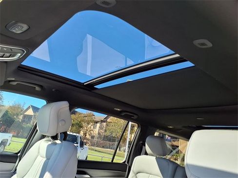 New 2025 Jeep Wagoneer L Series II image 10