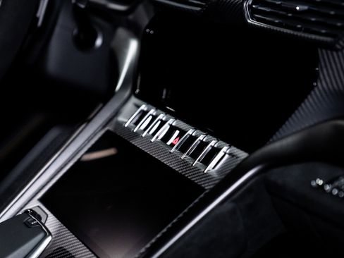 Used 2023 Lamborghini Urus Performante image 39