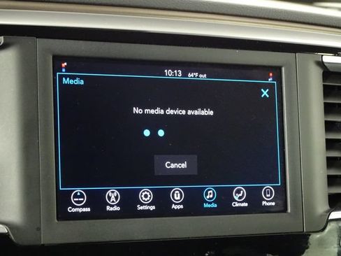 Used 2021 Chrysler Voyager L FWD image 32