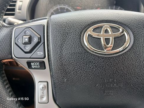 Used 2016 Toyota 4Runner Limited AWD/4WD image 30