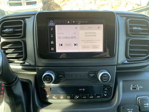 New 2024 RAM ProMaster 2500 w/ Safety Group FWD image 36