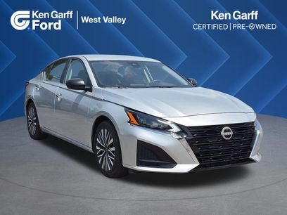 Used 2025 Nissan Altima 2.5 SV