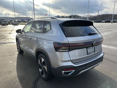 Used 2025 Volkswagen Taos SE